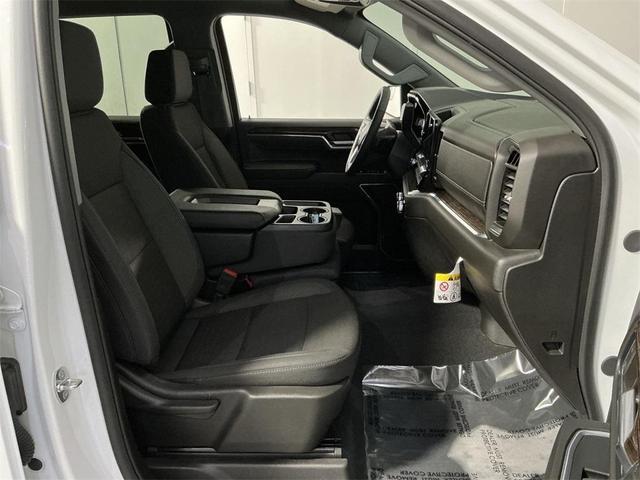 Photo of 2024 Summit White GMC Sierra 1500