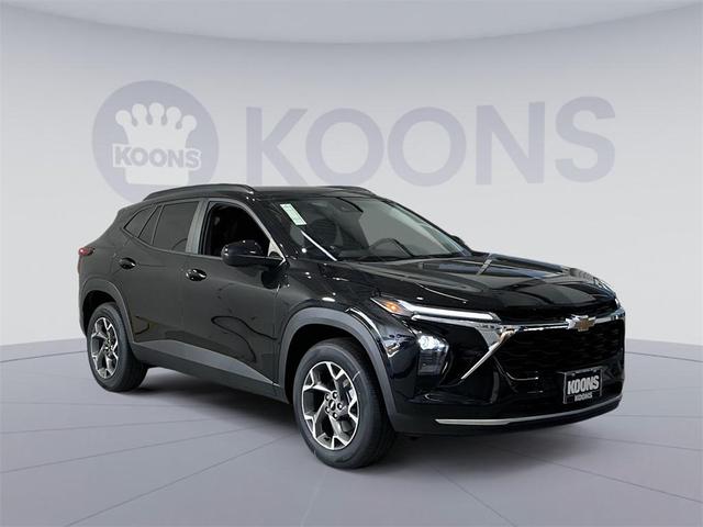Photo of 2025 Mosaic Black Metallic Chevrolet Trax