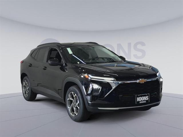 Photo of 2025 Mosaic Black Metallic Chevrolet Trax