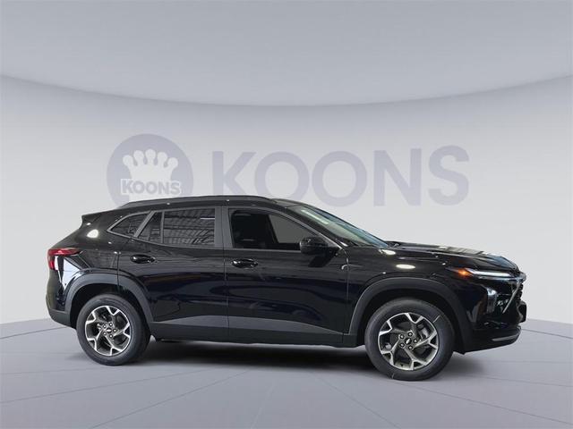 Photo of 2025 Mosaic Black Metallic Chevrolet Trax