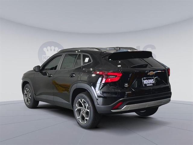 Photo of 2025 Mosaic Black Metallic Chevrolet Trax