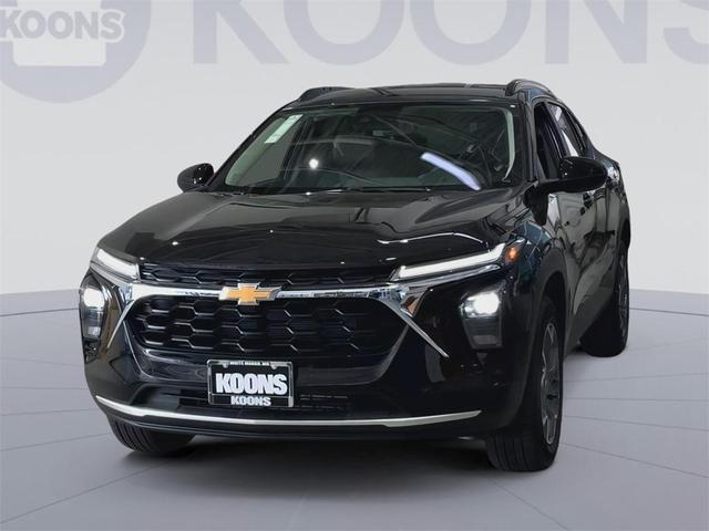Photo of 2025 Mosaic Black Metallic Chevrolet Trax