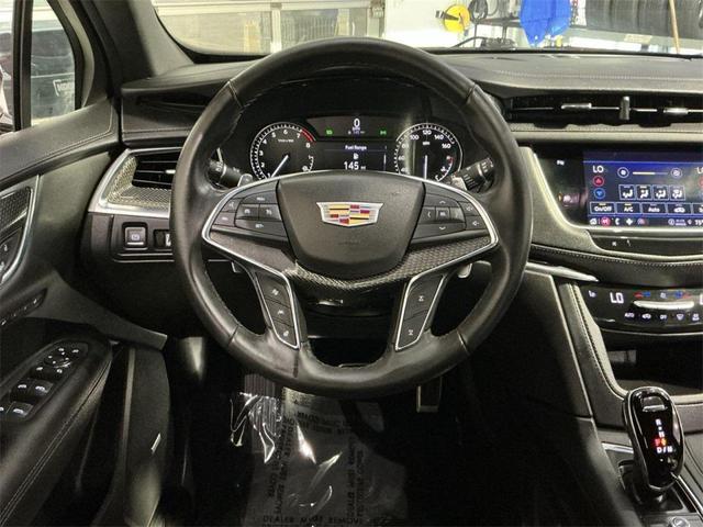 Photo of 2022 Dark Moon Blue Metallic Cadillac XT5