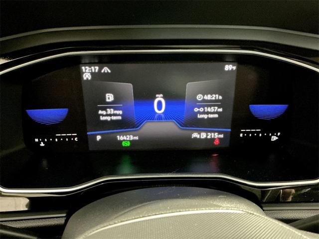 Photo of 2022 Gray Volkswagen Jetta