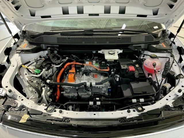 Photo of 2025 Iridescent Pearl Tricoat Chevrolet Equinox EV