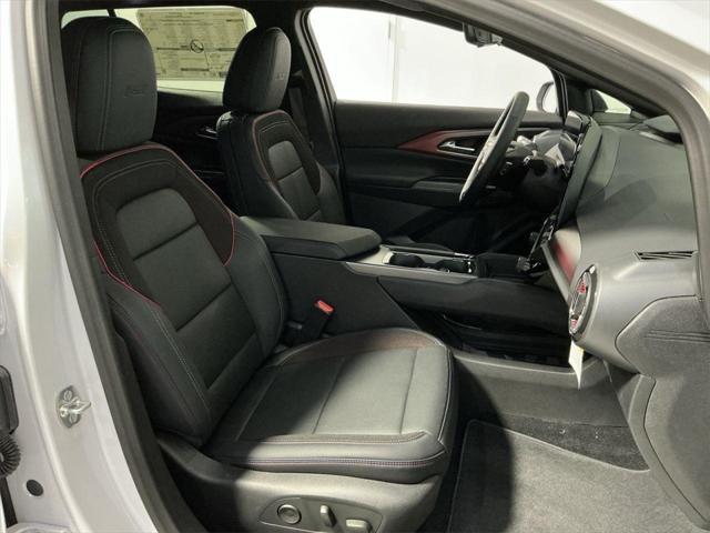 Photo of 2025 Iridescent Pearl Tricoat Chevrolet Equinox EV