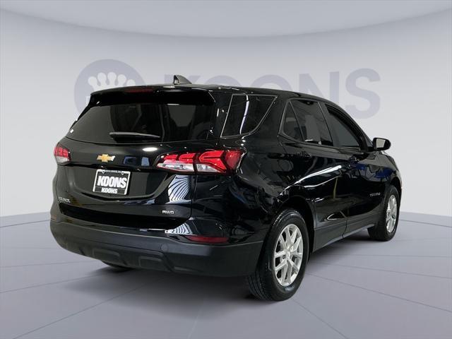 Photo of 2023 Mosaic Black Metallic Chevrolet Equinox