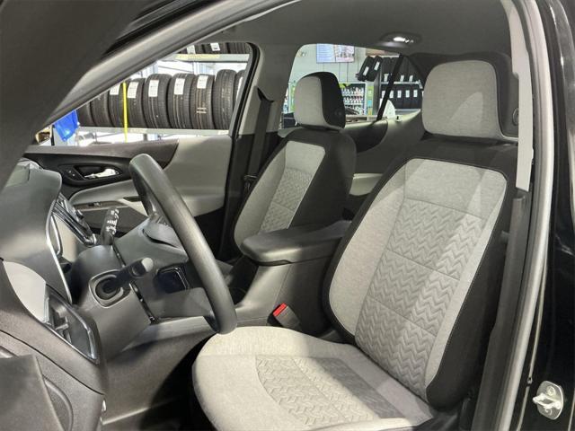 Photo of 2023 Mosaic Black Metallic Chevrolet Equinox