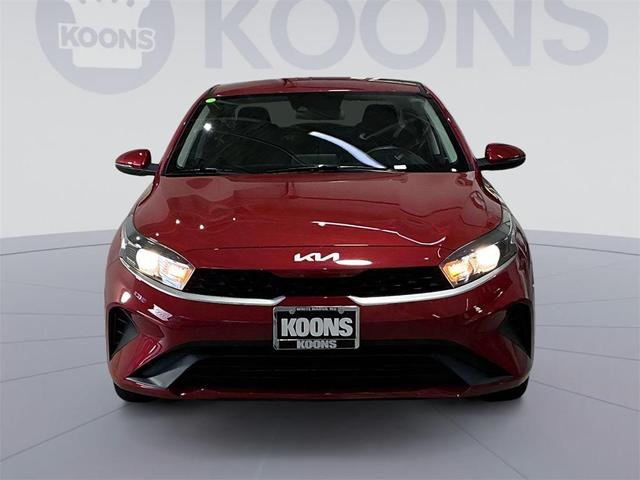 Photo of 2022 Currant Red Kia Forte