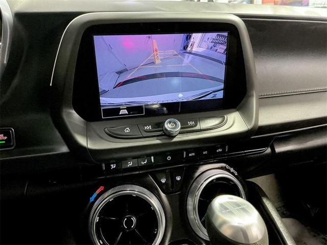 Photo of 2023 Summit White Chevrolet Camaro