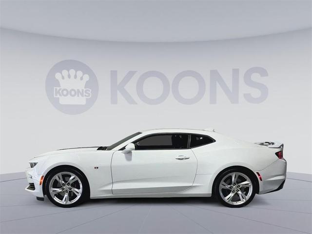 Photo of 2023 Summit White Chevrolet Camaro