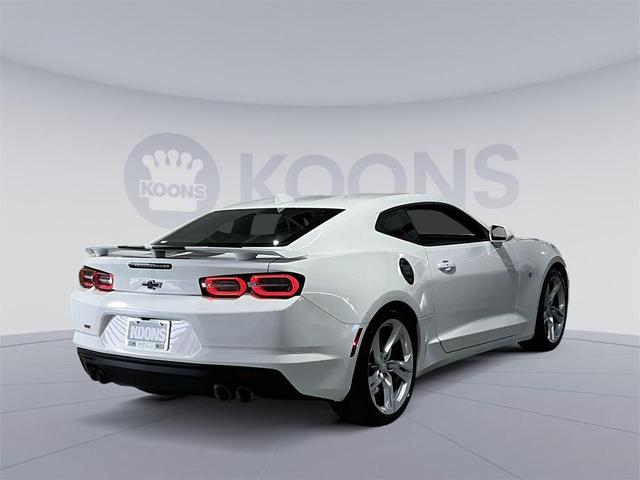 Photo of 2023 Summit White Chevrolet Camaro