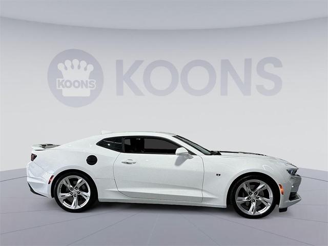 Photo of 2023 Summit White Chevrolet Camaro