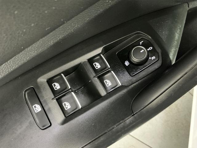 Photo of 2021 Pure White Volkswagen Jetta