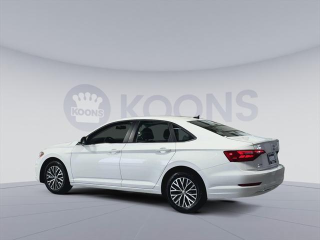 Photo of 2021 Pure White Volkswagen Jetta