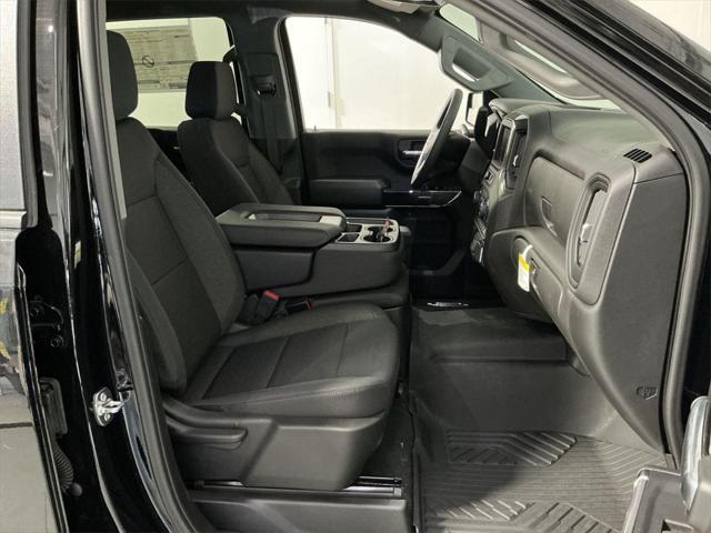 Photo of 2025 Black Chevrolet Silverado 1500
