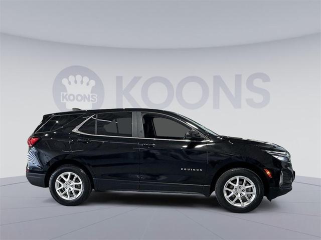 Photo of 2022 Mosaic Black Metallic Chevrolet Equinox