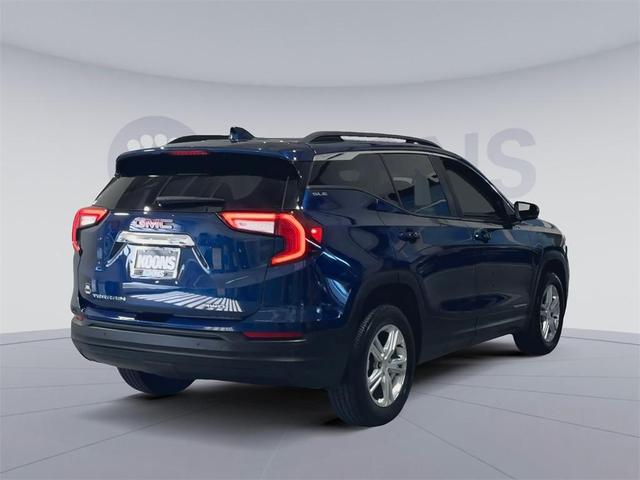 Photo of 2022 Marine Metallic GMC Terrain