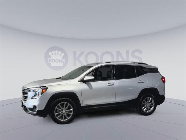 Photo of 2022 Quicksilver Metallic GMC Terrain