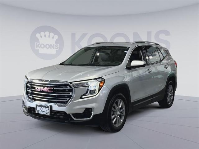 Photo of 2022 Quicksilver Metallic GMC Terrain