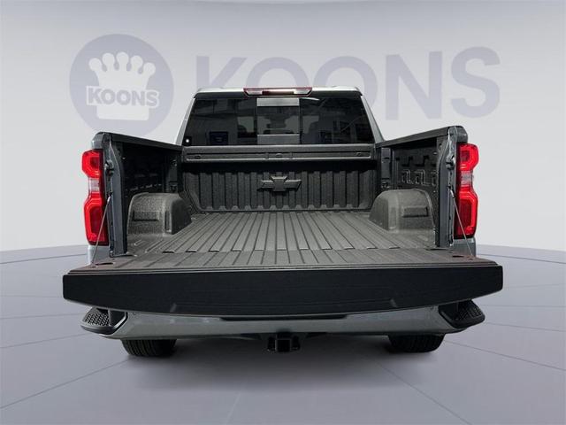 Photo of 2025 Sterling Gray Metallic Chevrolet Silverado 1500
