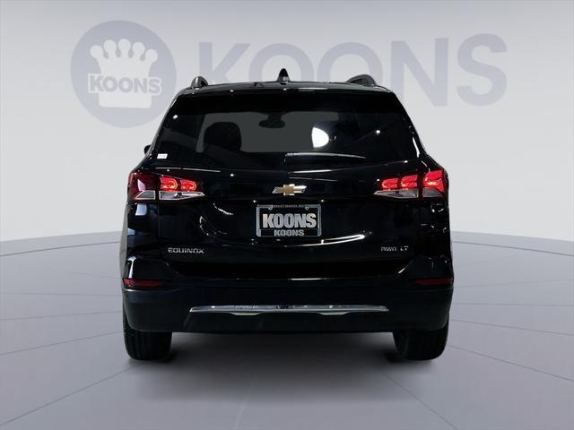 Photo of 2022 Mosaic Black Metallic Chevrolet Equinox