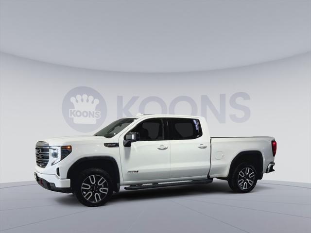 Photo of 2023 Summit White GMC Sierra 1500