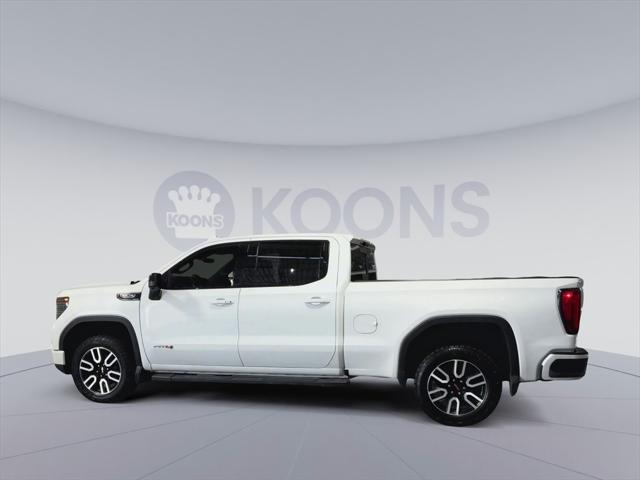 Photo of 2023 Summit White GMC Sierra 1500