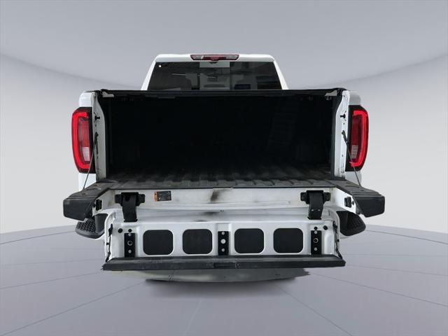 Photo of 2023 Summit White GMC Sierra 1500