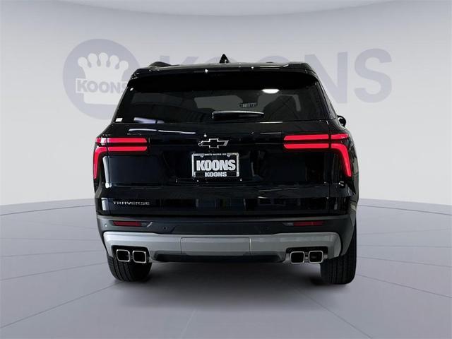 Photo of 2026 Mosaic Black Metallic Chevrolet Traverse