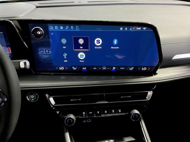 Photo of 2026 Mosaic Black Metallic Chevrolet Traverse