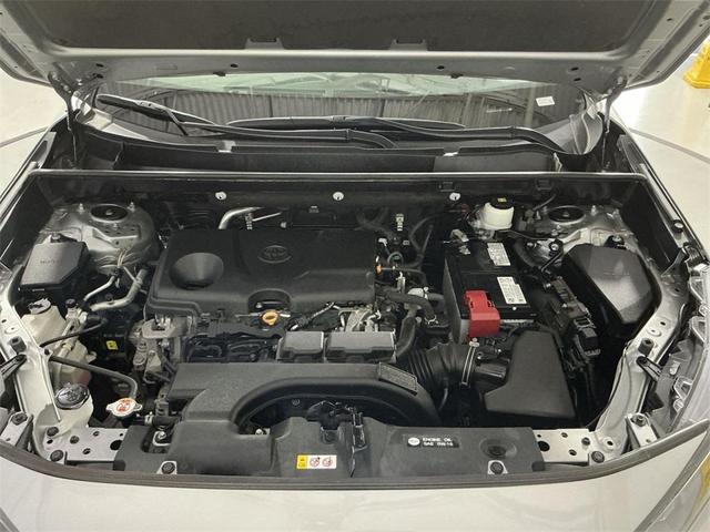 Photo of 2021 Silver Sky Metallic Toyota RAV4