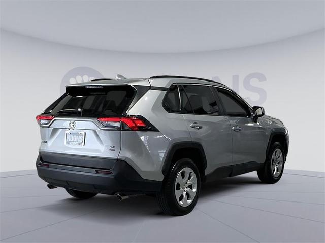 Photo of 2021 Silver Sky Metallic Toyota RAV4
