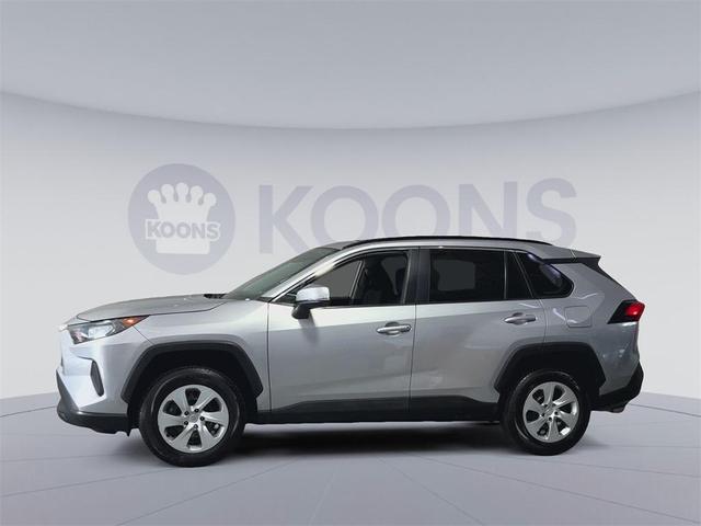 Photo of 2021 Silver Sky Metallic Toyota RAV4