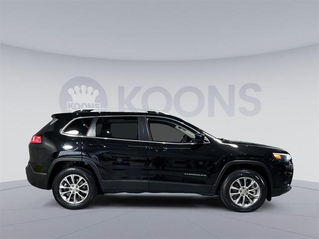 Photo of 2021 Diamond Black Crystal Pearlcoat Jeep Cherokee