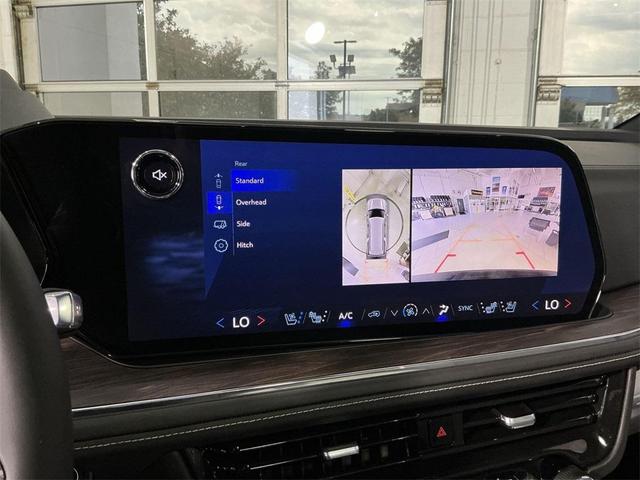 Photo of 2025 Lakeshore Blue Metallic Chevrolet Suburban