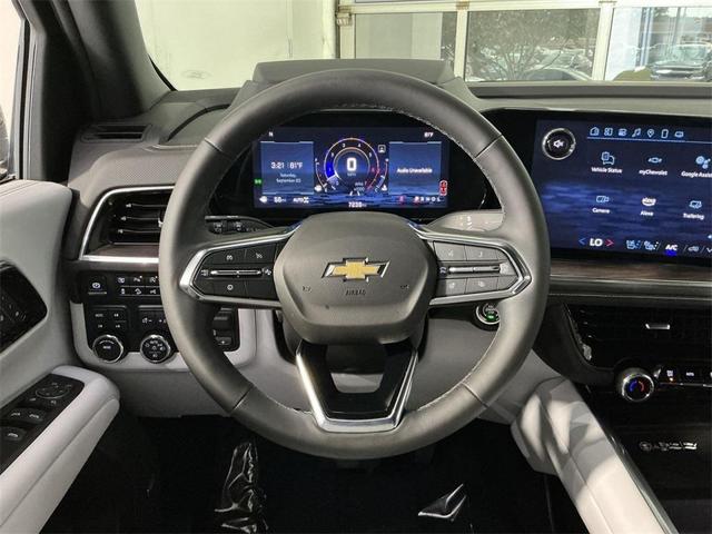 Photo of 2025 Lakeshore Blue Metallic Chevrolet Suburban