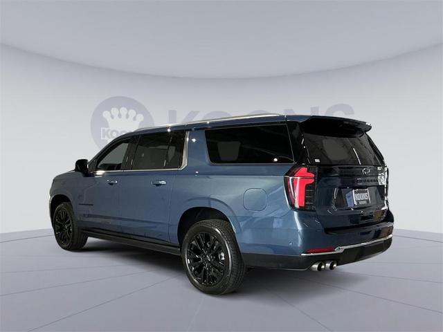 Photo of 2025 Lakeshore Blue Metallic Chevrolet Suburban