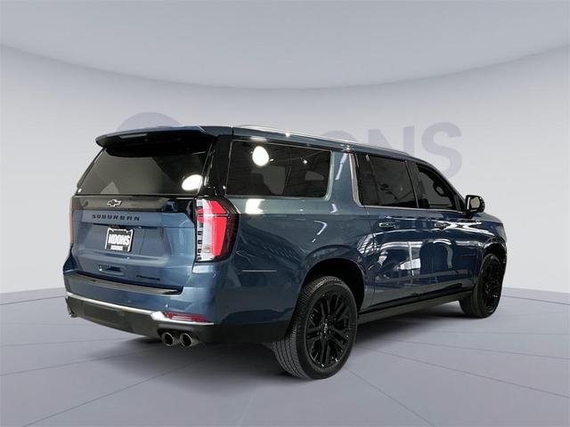 Photo of 2025 Lakeshore Blue Metallic Chevrolet Suburban