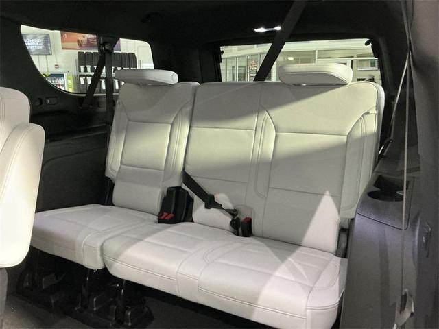 Photo of 2025 Lakeshore Blue Metallic Chevrolet Suburban