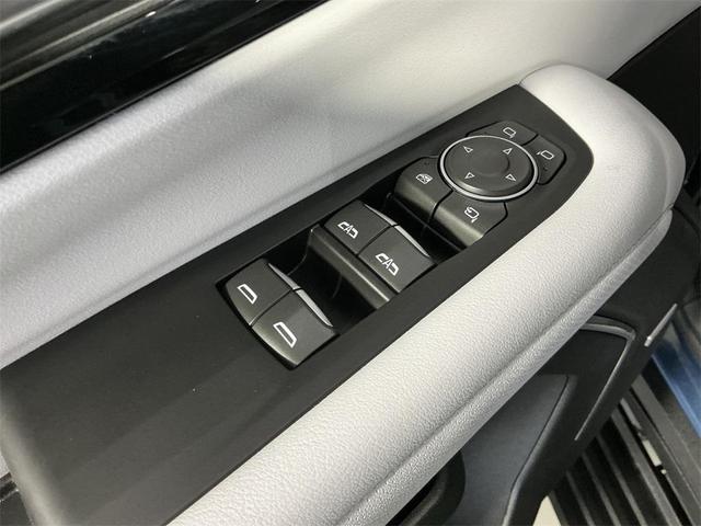Photo of 2025 Lakeshore Blue Metallic Chevrolet Suburban
