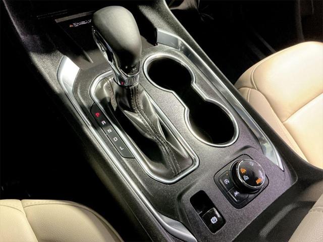Photo of 2023 Mosaic Black Metallic Chevrolet Traverse