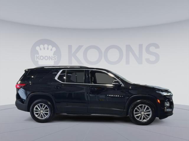 Photo of 2023 Mosaic Black Metallic Chevrolet Traverse