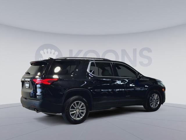 Photo of 2023 Mosaic Black Metallic Chevrolet Traverse