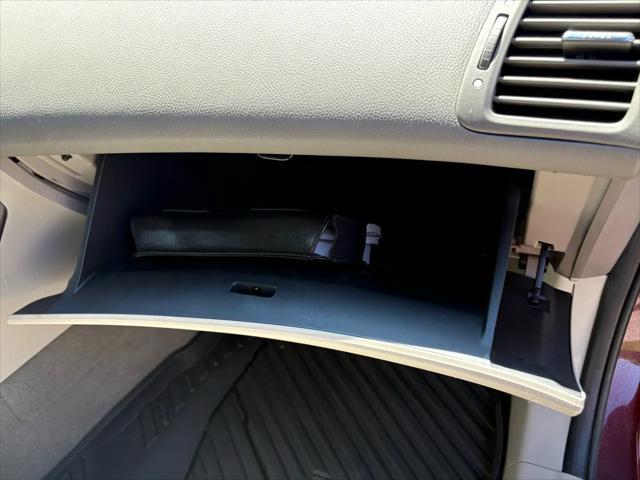 Photo of 2010 Maroon Acura RDX
