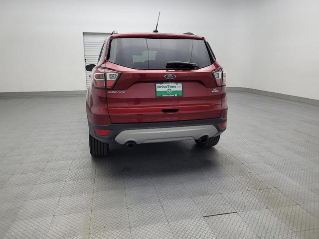 Photo of 2017 Red Ford Escape