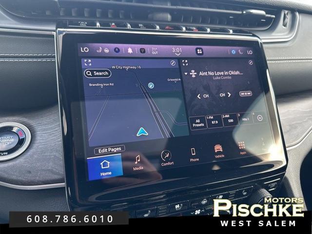 Photo of 2024 Diamond Black Crystal Pearlcoat Jeep Grand Cherokee L