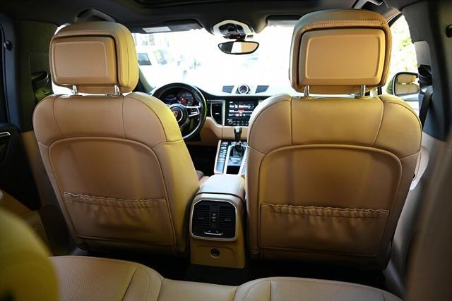 Photo of 2017 Volcano Grey Metallic Porsche Macan