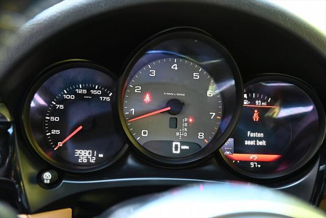 Photo of 2017 Volcano Grey Metallic Porsche Macan