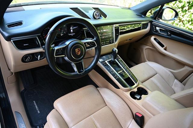 Photo of 2017 Volcano Grey Metallic Porsche Macan